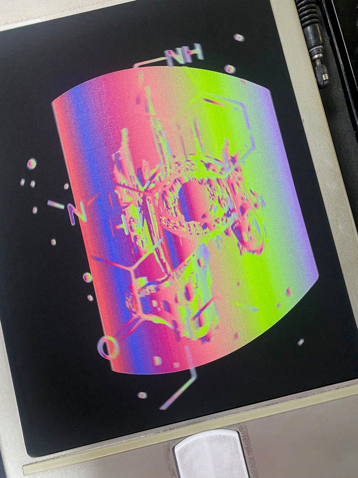 t shirt printed holographic