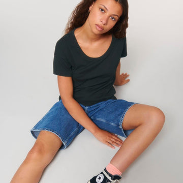 STTW036 Stella Chiller Women's Scoop Neck Relaxed Fit Organic Cotton T-Shirt